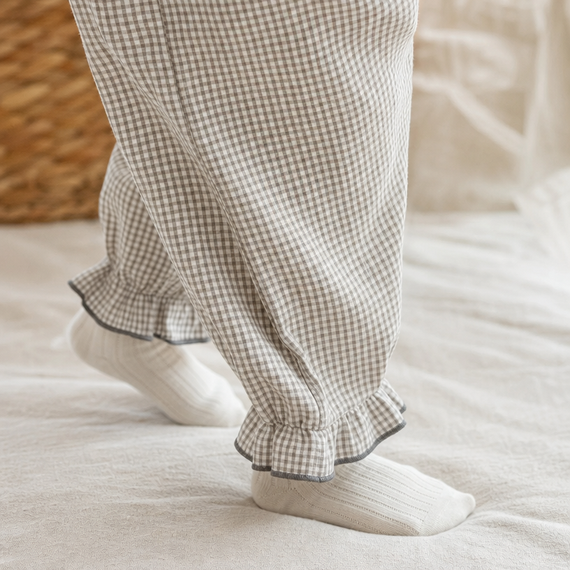 Elin Plaid Pants detail photo